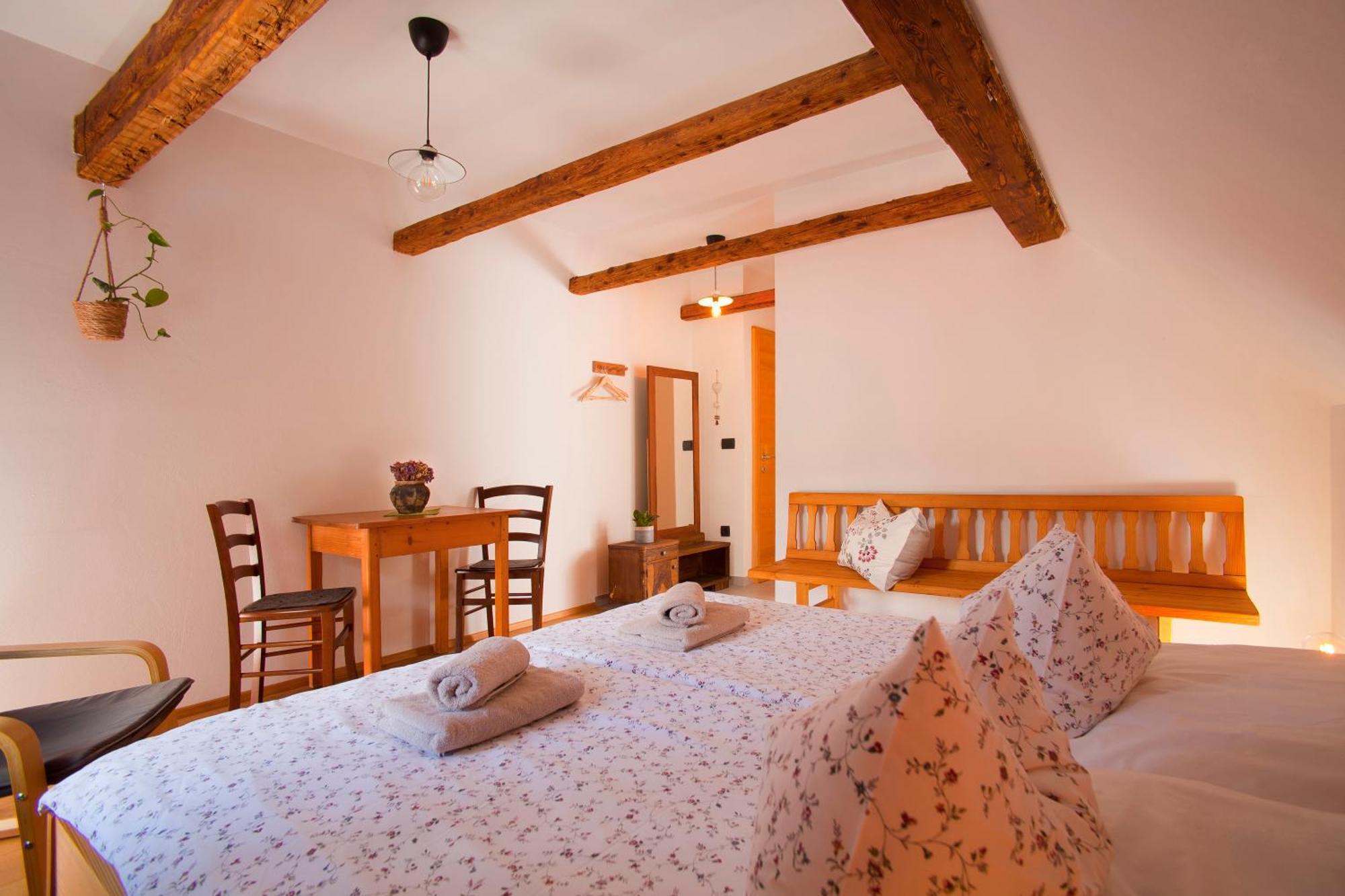 Juvanova Hous - Rooms Luče Dış mekan fotoğraf